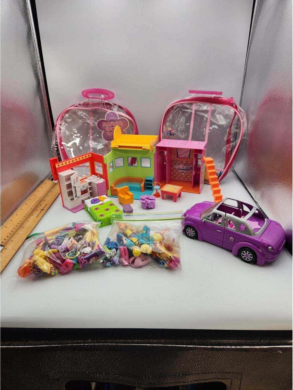 Polly Pocket Dollhouse Playset Lot w/ Transforming Car, Dolls, Furniture - O3